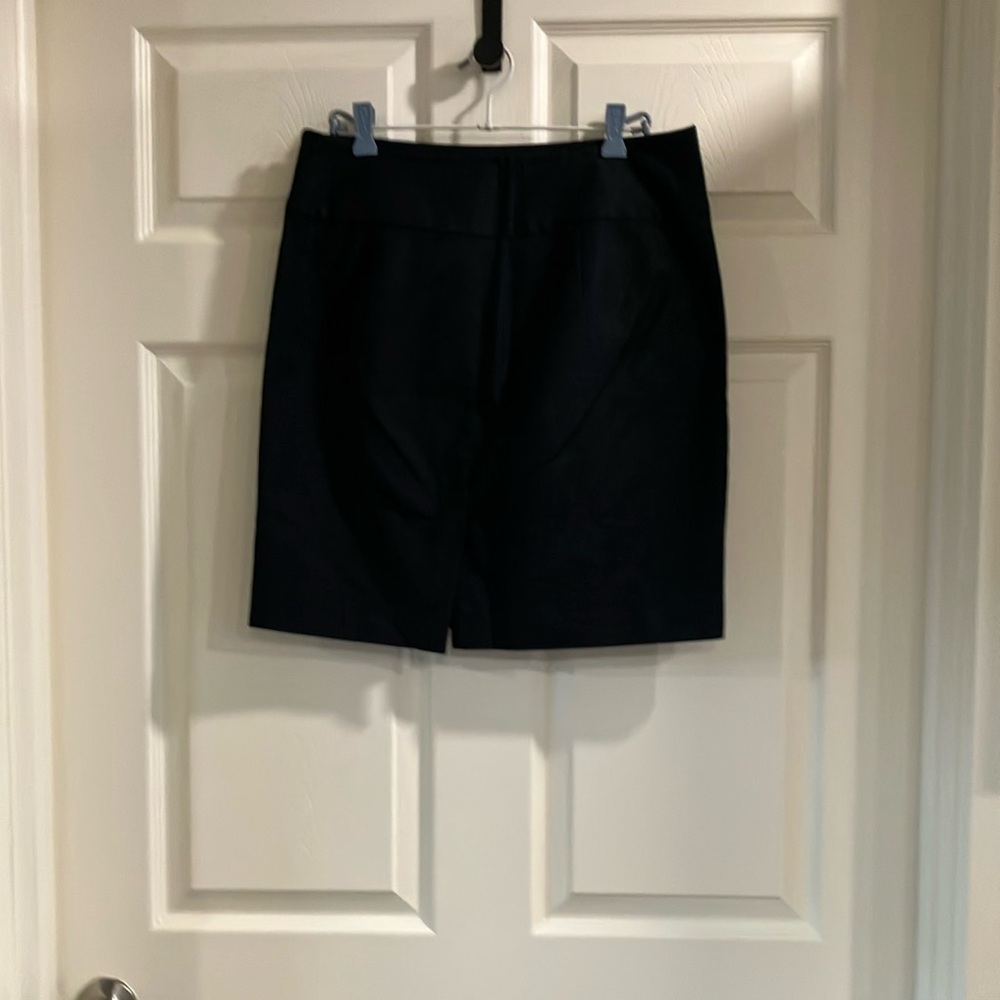Banana Republic Black Pencil Mini Skirt with Slit - Picture 6 of 12